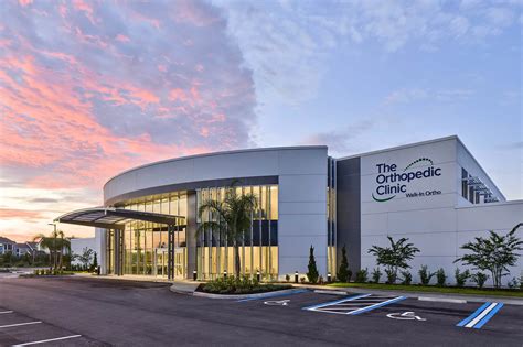 Houston orthopedic clinic exterior
