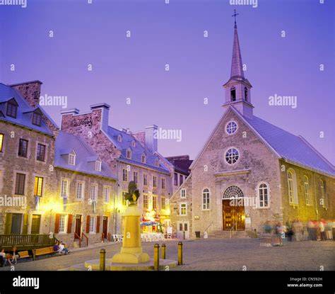 Notre-Dame-des-Victoires exterior Place Royale