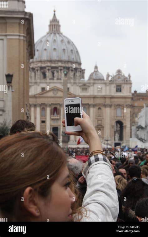 Sunday Angelus blessing in Saint Peter’s Square